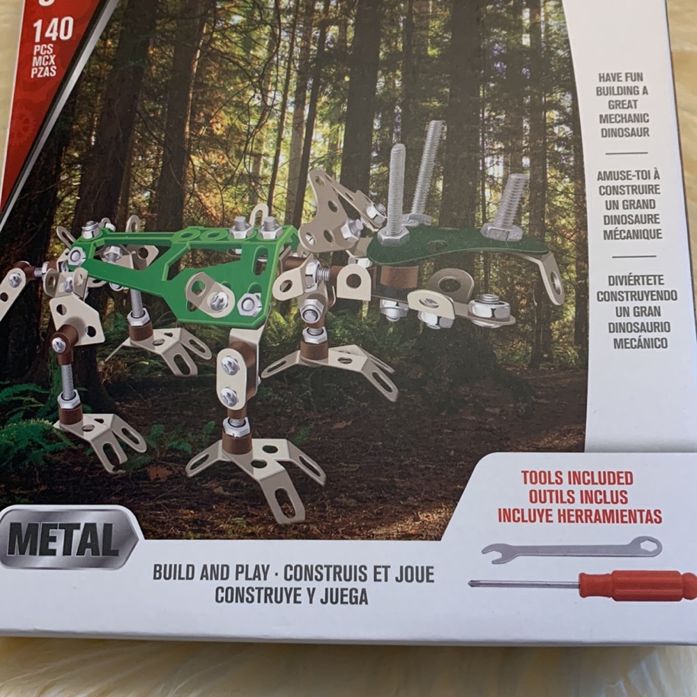Build a triceratops kit - Picture 2 of 7
